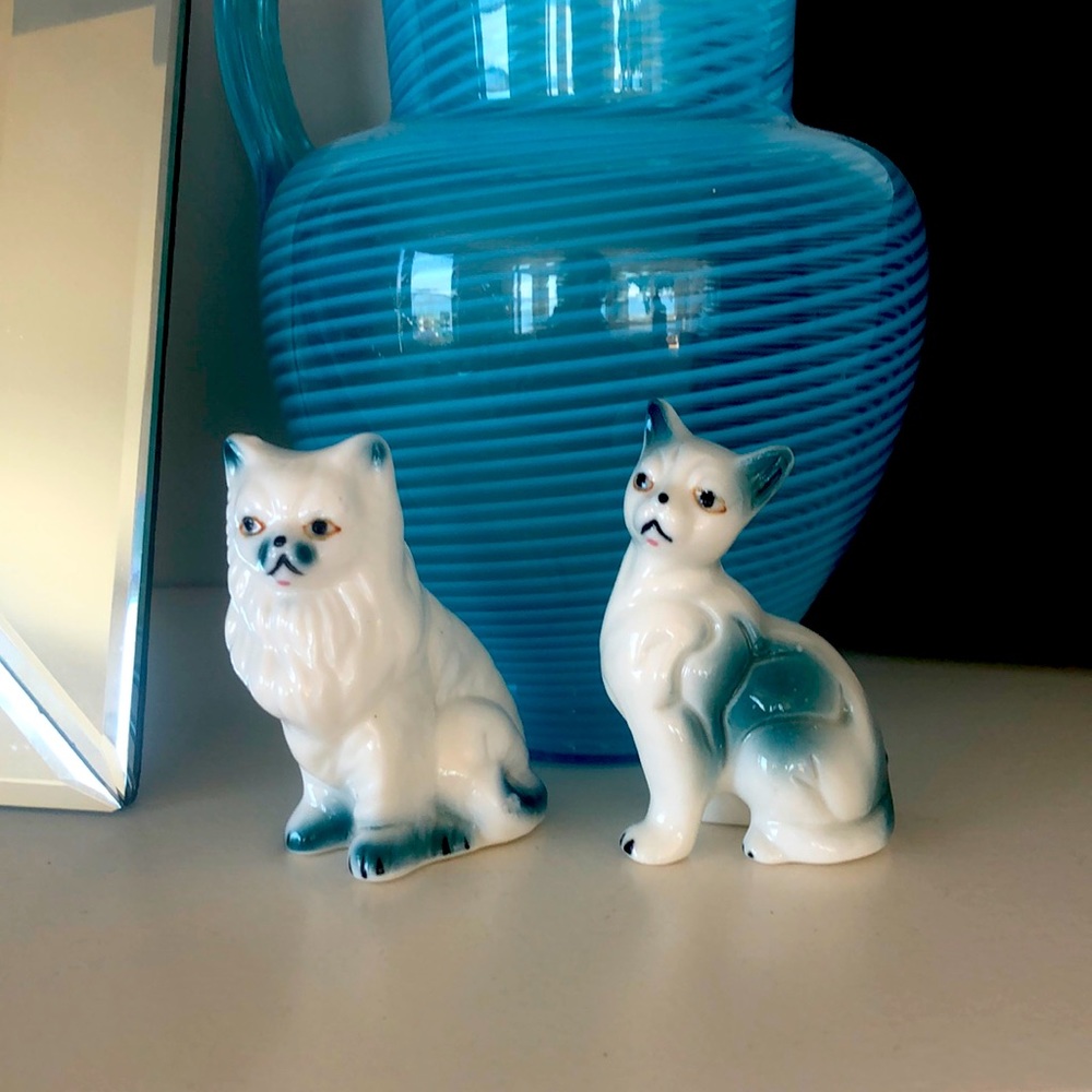 Vintage Cat Figures